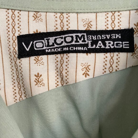 Volcom Premium Tailored Dress Shirt - Picture 4 of 7